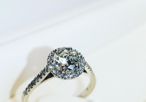 Engagement Halo Ring
